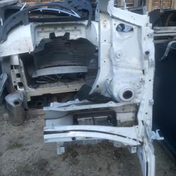2016 Chevy Malibu Front Clip Cut In Half Selling Each Half Driver Side Half Or Passenger Side Half Pick Up Only 250 Each Side 