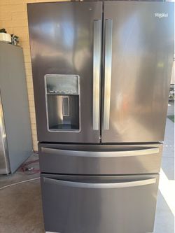 Fridges for sale are Plugged in free Deliver