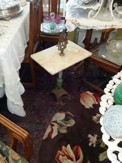 Art Deco Jadeite And Onyx Stand
