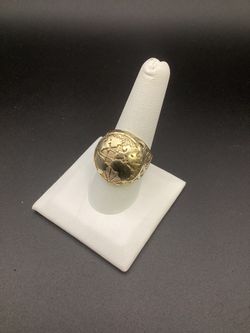 Globe Ring