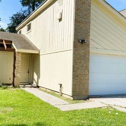 Our property offers deposit-free leasing using Obligo Billing Authorization Technology