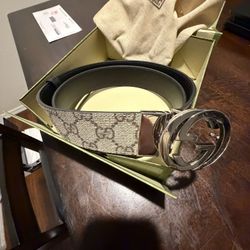 Gucci Reversible GG Supreme Belt