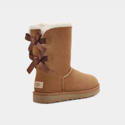 Women Ugg Boots size 6 Brand New 