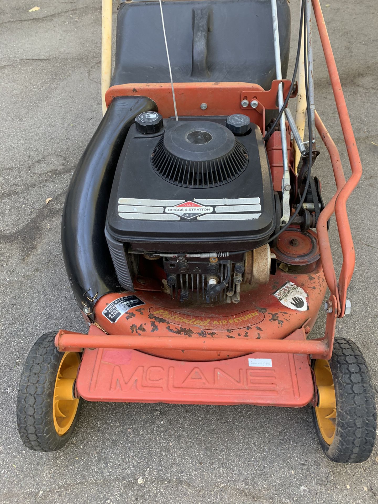 MCLANE COMMERCIAL 21 INCH MOWER