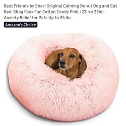 Pink Dog Bed 23 X 23 Light Used (UTC Area) 