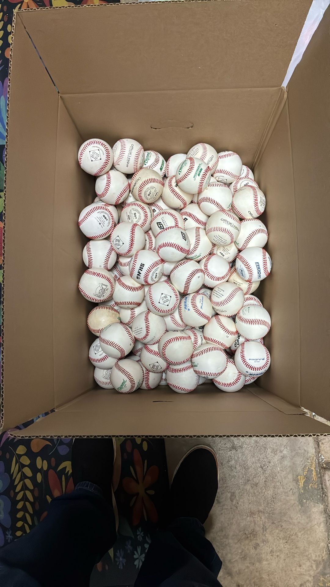 134 Baseballs For Sale - $650