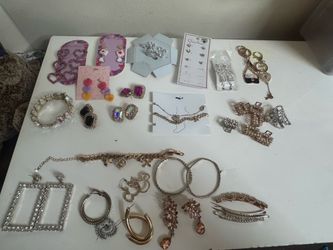 Woman jewelry