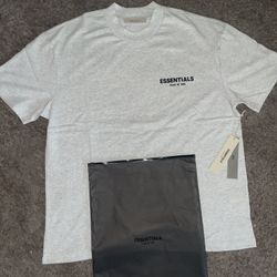 Size Medium Light Oatmeal Essentials Shirt 