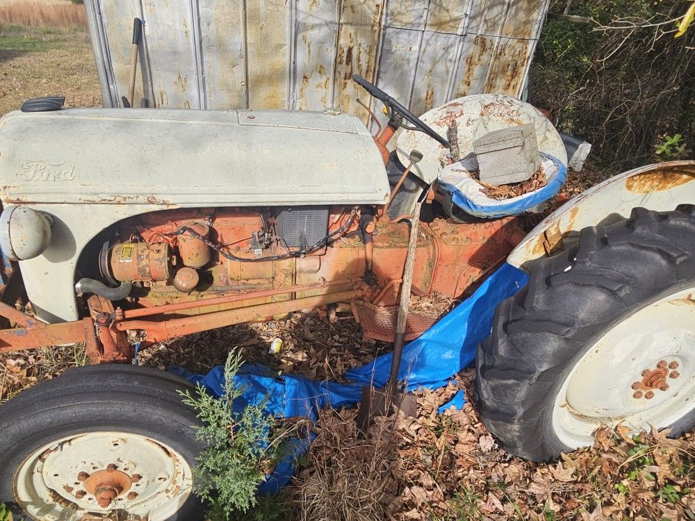 Red Belly Ford Tractor With Attachments 