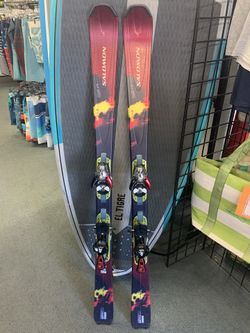Salomon 149 women’s skis and bindings