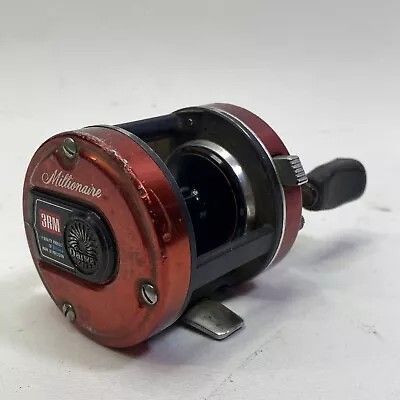 Vtg Daiwa Millionaire 3RM Level Wind RH Baitcasting Fishing Reel Made In Japan