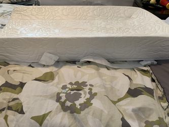 Changing Pad with secure grip