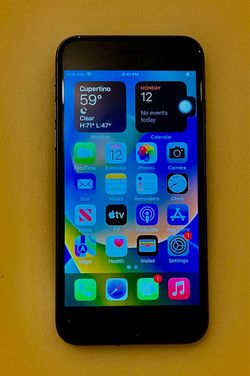 Apple iPhone 8 -  Straight Talk - 100% Battery