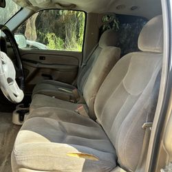 Chevrolet Silverado Seats Part