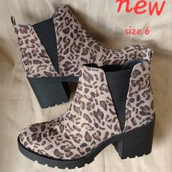 New XAPPEAL Laura Chelsea Leopard Print Ankle Boot