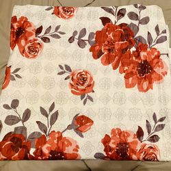 Roses Bath tub  Shower Curtain Excellent Condition 