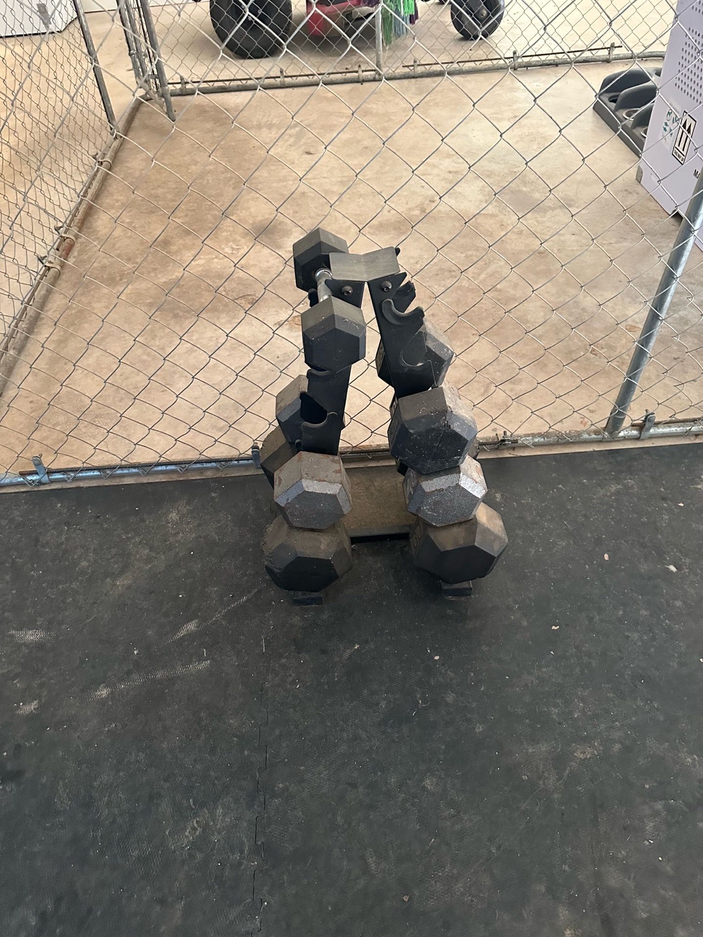 Barbells, weight Bench and over 400 lbs in plates