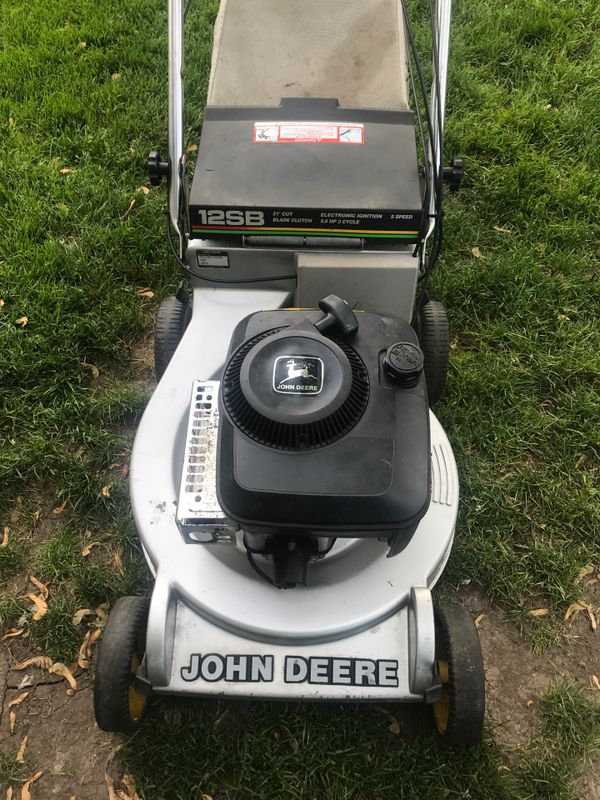 Grey John deer lawn mower for Sale in Aurora, IL OfferUp