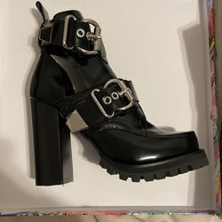 Jeffrey Campball Bootie-Craven buckle strap bootie. Size 7