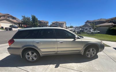 2005 Subaru outback LL bean