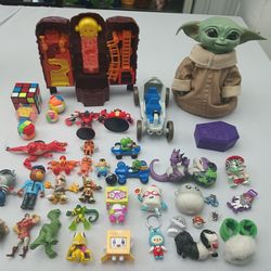 Mixed toy lot $10