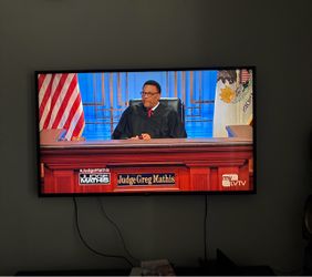 55” LG Smart TV