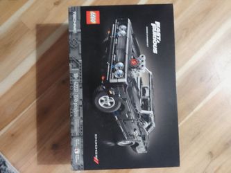 LEGO Technic Fast & Furious Dodge Charger R/T 42231