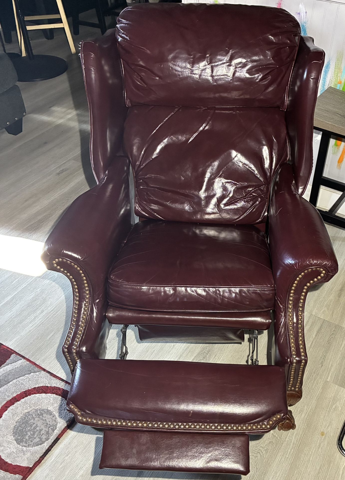 Recliner chair, leather
