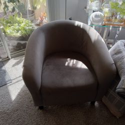 Arm Chair 