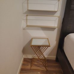 Gold organizers and table