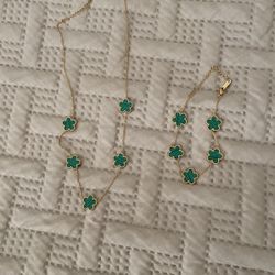 Necklace And Bracelet Set Emerald Green , Brand New 