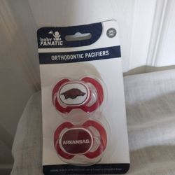 Brand New Baby Pacifiers $10 Pick Up Only In Bakersfield In The 93308 Area No Holds Cash Only 