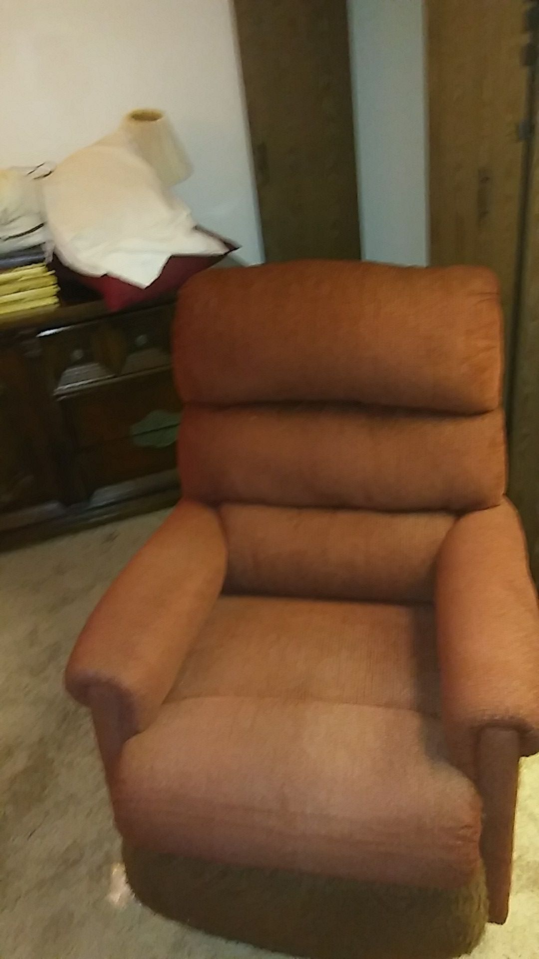 Reclining chair