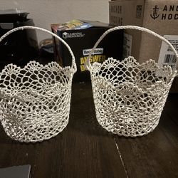 Baskets (woven)