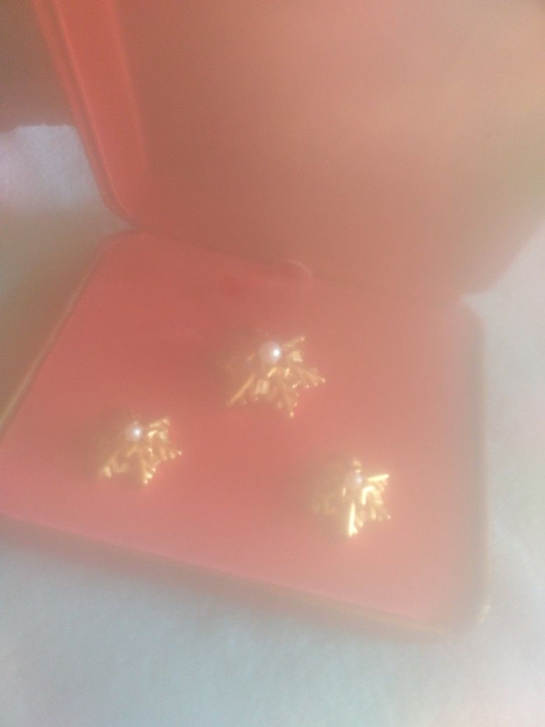 18 K Gold Ering With Cristal Stowen From 1930