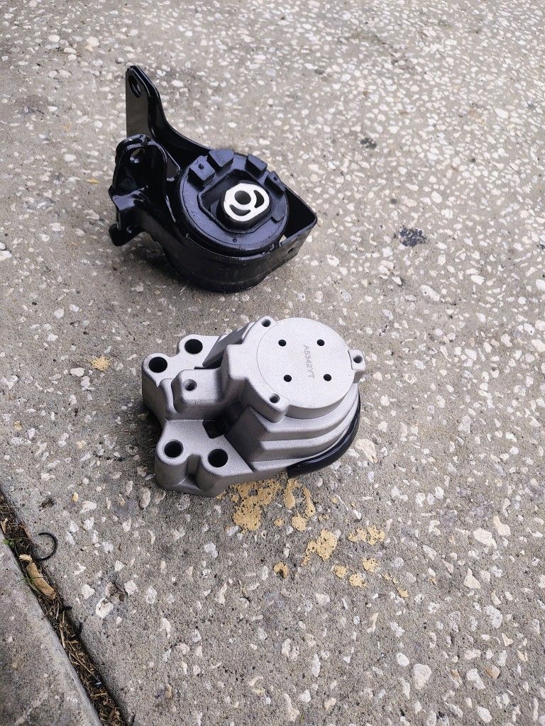 08 Ford Edge Transmission Mounts