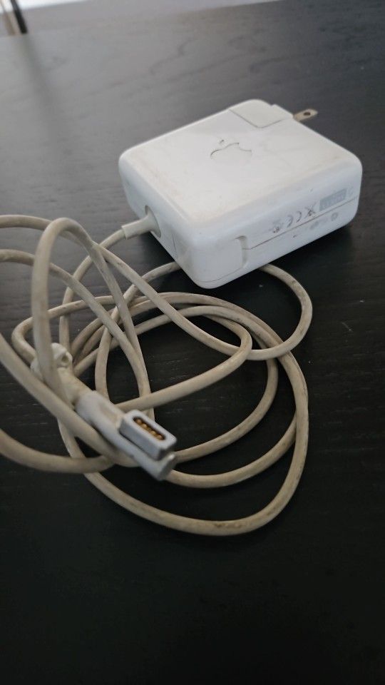 Apple Laptop Charger