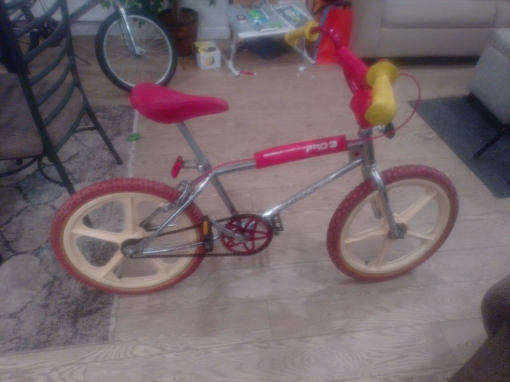 Very Rare 1981 Huffy Pro Thunder 3 Special Edition
