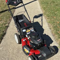 Craftsman My Stride Self Propelled Lawn Mower with Bag