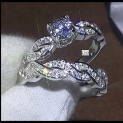 New 18k White Gold Wedding Ring Set 