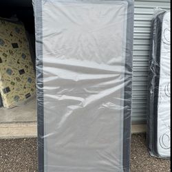 New bed twin $300