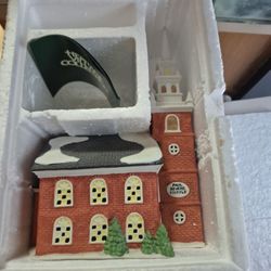 DEPT 56 OLD NORTH CHURCH NEW ENGLAND VILLAGE