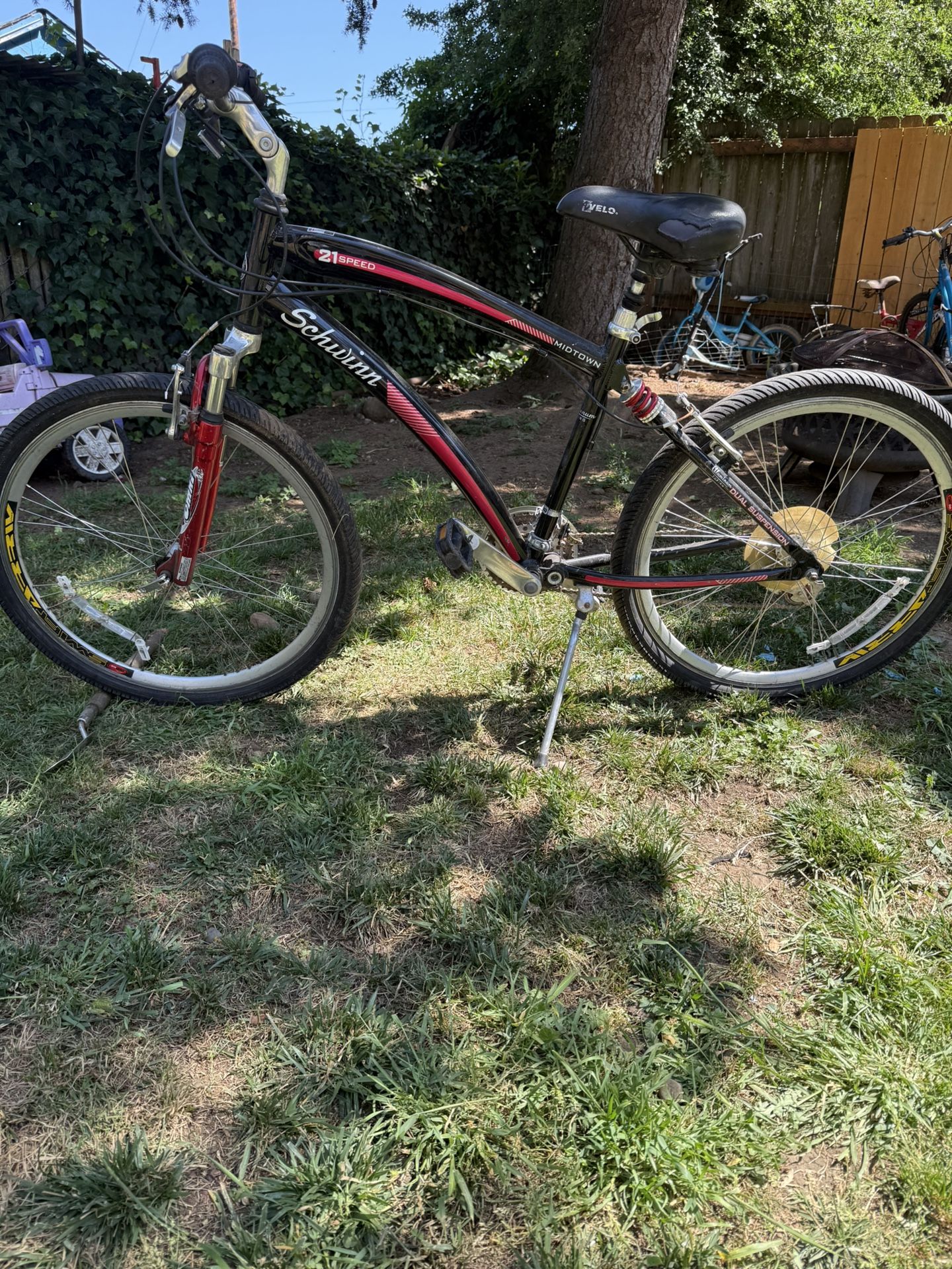 Schwinn Midtown 21 Speed Dual Suspension Mt. Bike