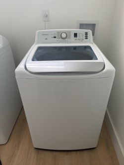 Insignia Top Load Washing and Drying Machine