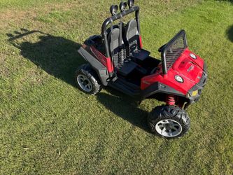 Peg Perego Polaris RZR Kids Ride-On UTV