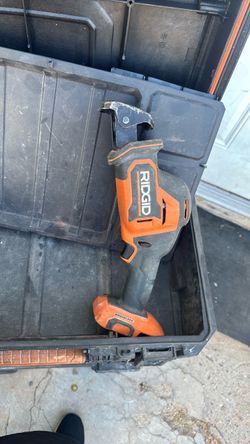 RIDGID Brushless Cordless Reciprocating Saw