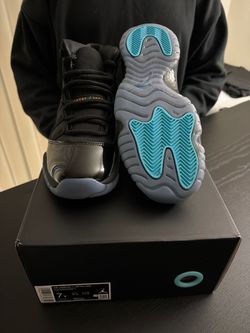 Air Jordan 11 Retro GS Size 7Y Gammas