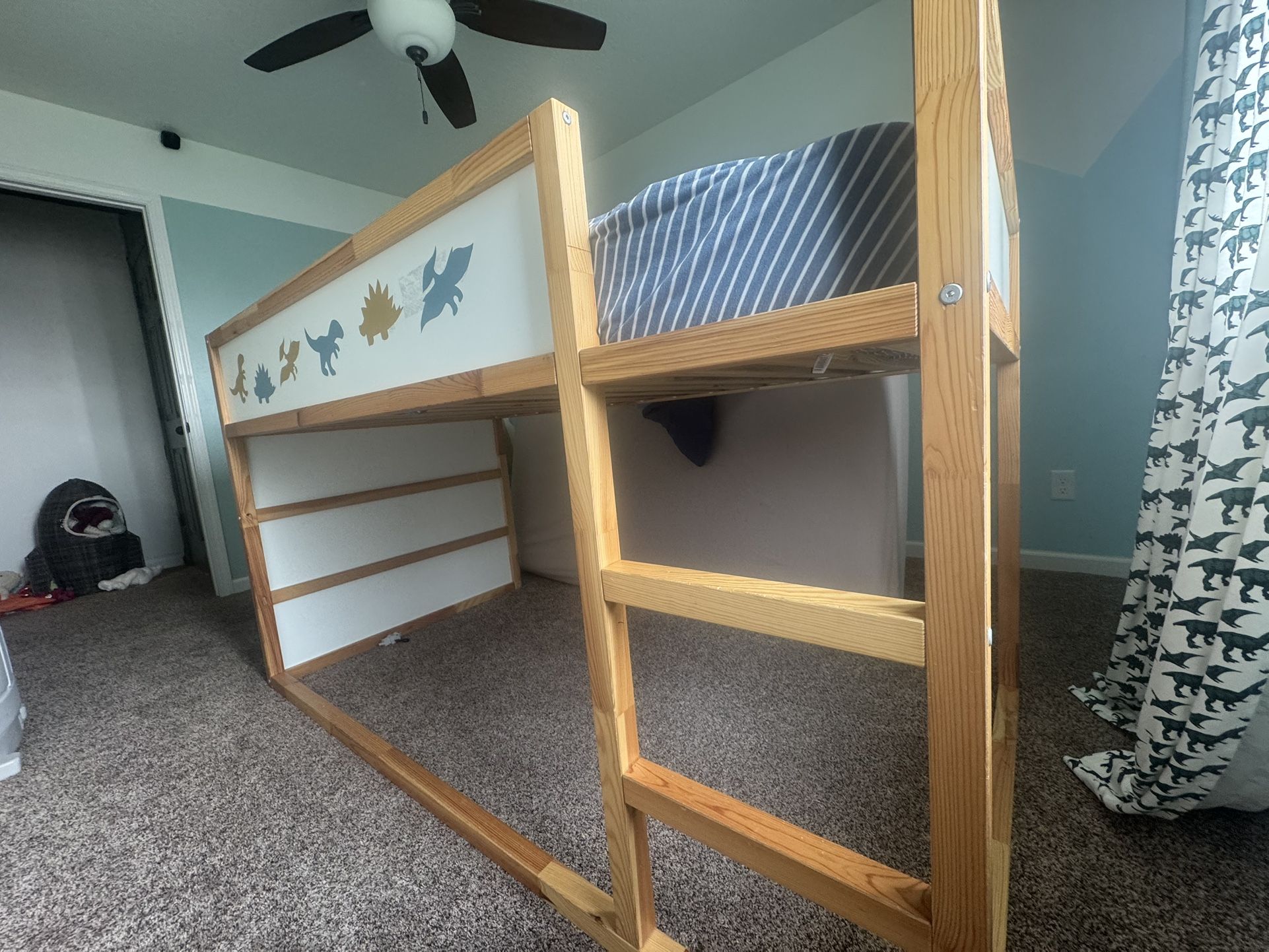Twin Size Kids Bed Frame And Mattress