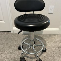 Swivel Chair 
