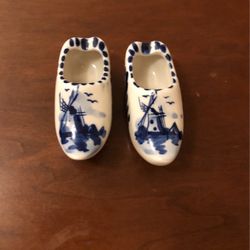 Vintage Pair Holland Delft Blue Ashtray “woodland Hills” California